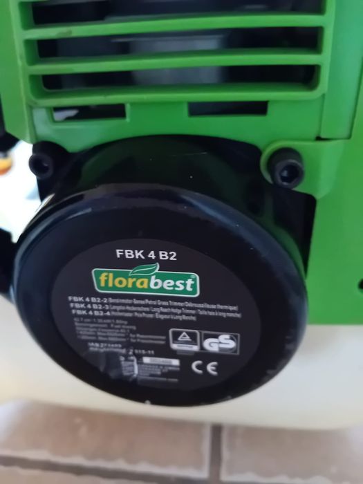 Vand motocoasa trimer pe benzina