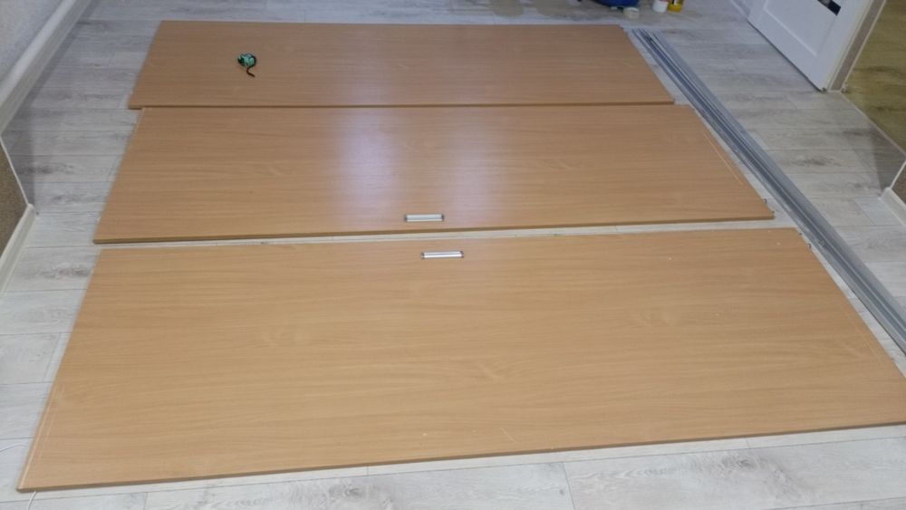 Продам двери купе для встроенного шкафа
