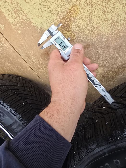 Гуми  Michelin 215/60/17