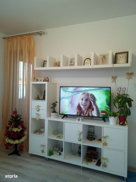 Vede din camera Padurea Rosu la200m, STB 200 m,etj 2 din3,lift,mobilat — fotografia 3