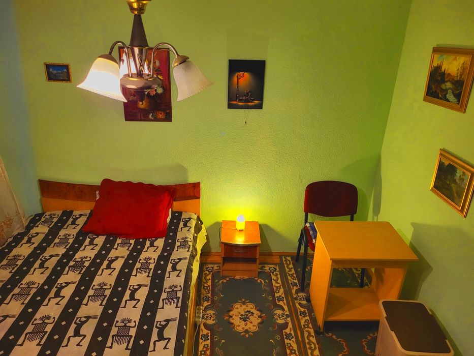 caut coleg - camere de inchiriat