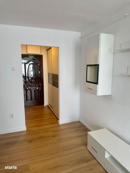 INVESTIȚIE, garsonierǎ 32 mp, renovatǎ recent, zona Mǎrǎsti, str — fotografia 2
