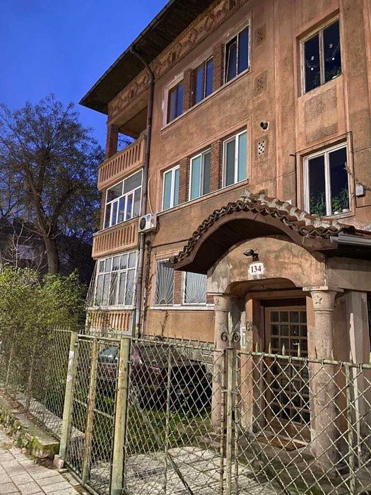 Дава се под наем Четиристаен апартамент в Пловдив, Старият град - 83 кв.м за 484.5 € - Снимка #3