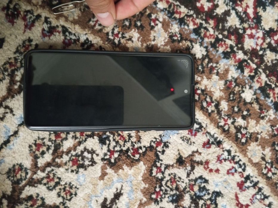 Samsung A51 5G holati yaxshi