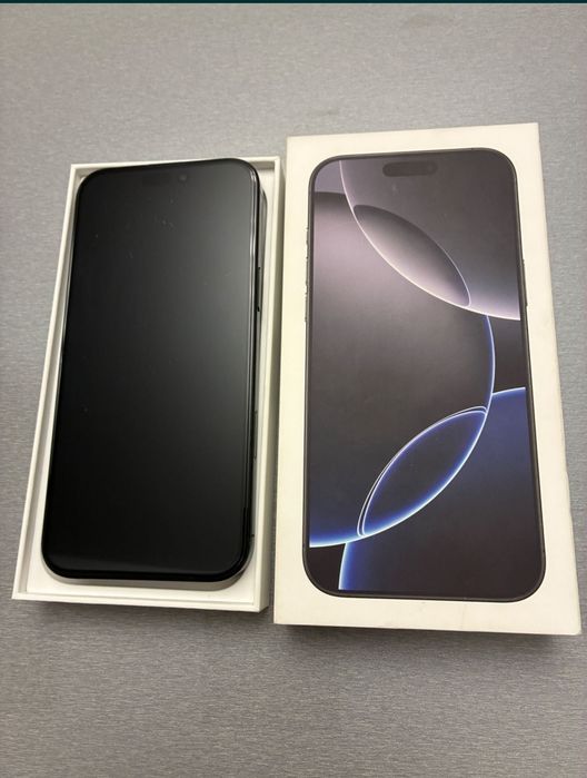iPhone 16 pro max 512  АКБ 94 % черный  титан
