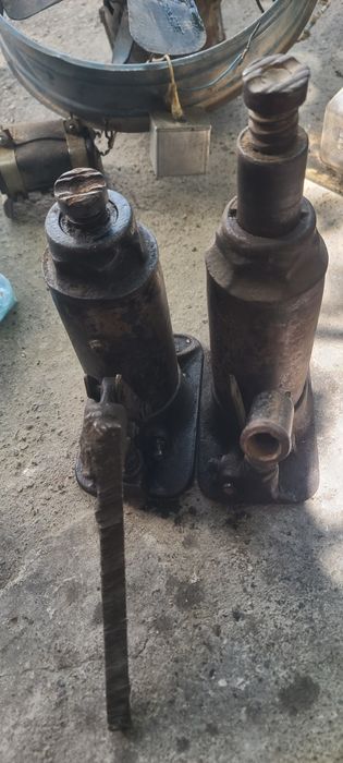 Домкрат 5ти тонный