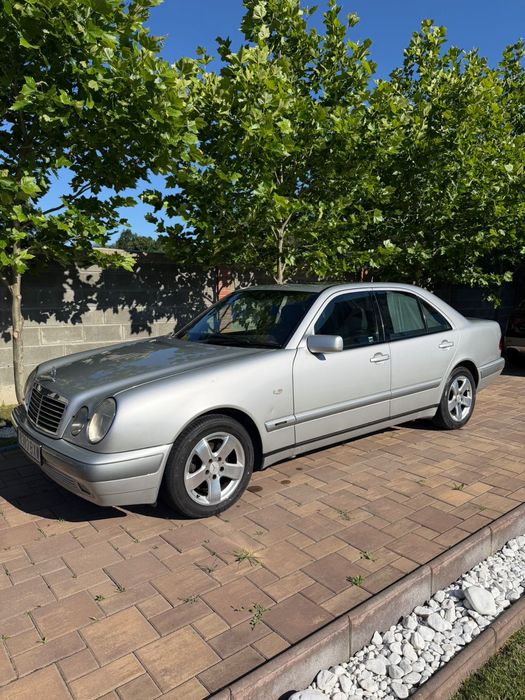 MERCEDES-BENZ E-Class 1997 — imagine 3