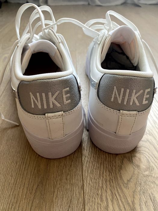 Nike Blazer Low Platform ESS 10.5 US