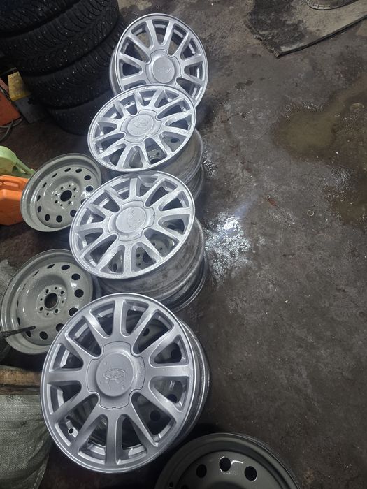 Продам титанки на ваз размер 15