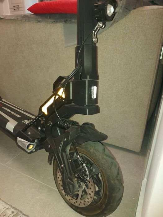 Vând trotineta 1000w