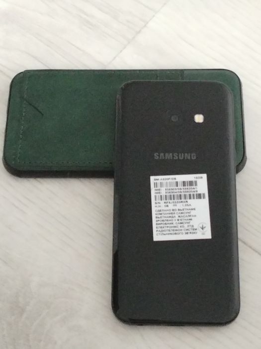 Samsung a3 2017 4g 16 gb