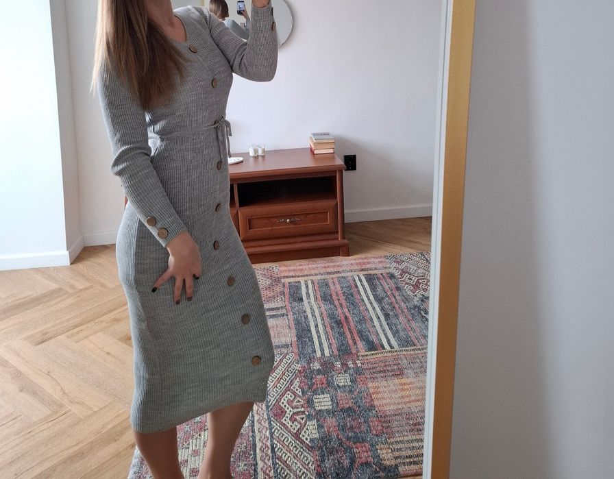 Продам платье тёплое