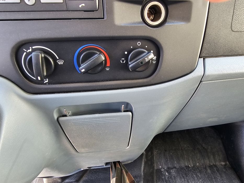 Ford  Transit  8+1