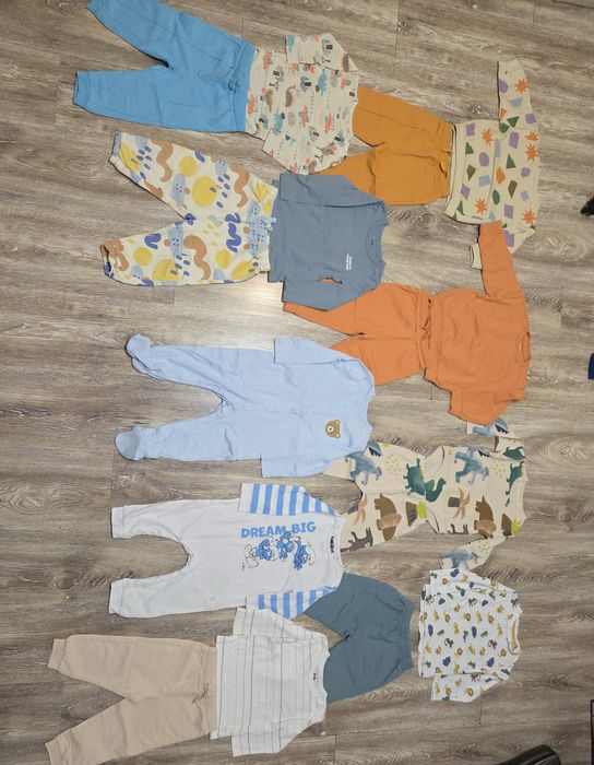 Lot baietel marime 86