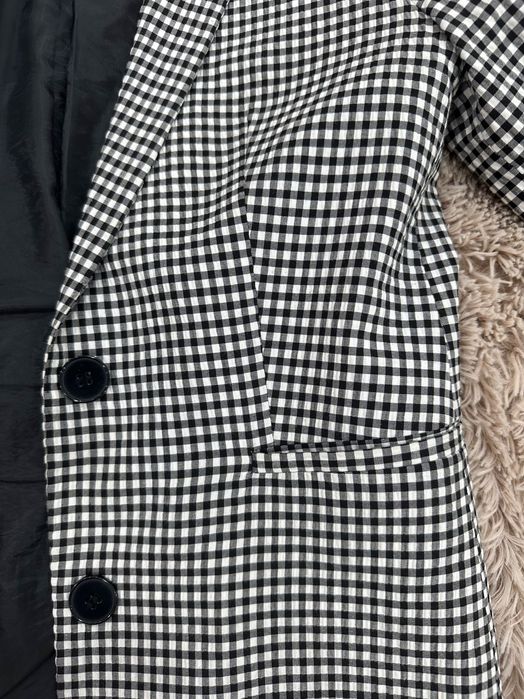 Пиджак в клетку чб