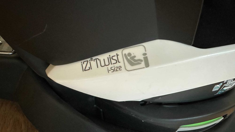 Scaun auto rotativ BeSafe iZi Twist B i-Size (40-105 cm)-Negru Premium