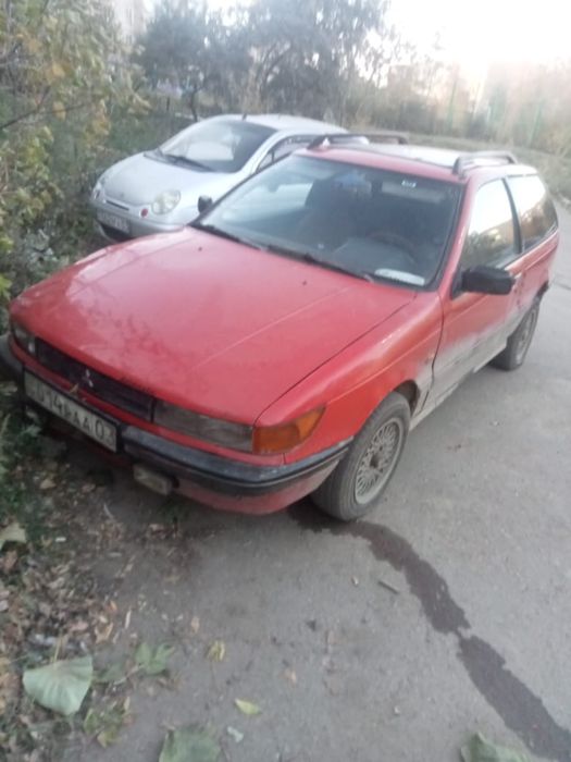 Продам машину Митсубиси