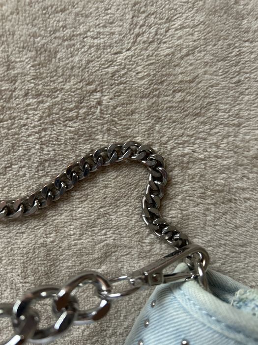 Стилна дънкова чанта на bershka