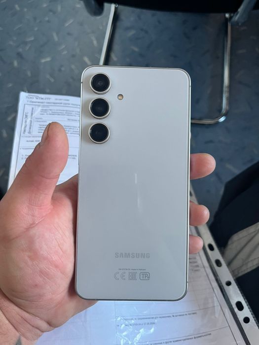 Samsung s24 fe 256 gb