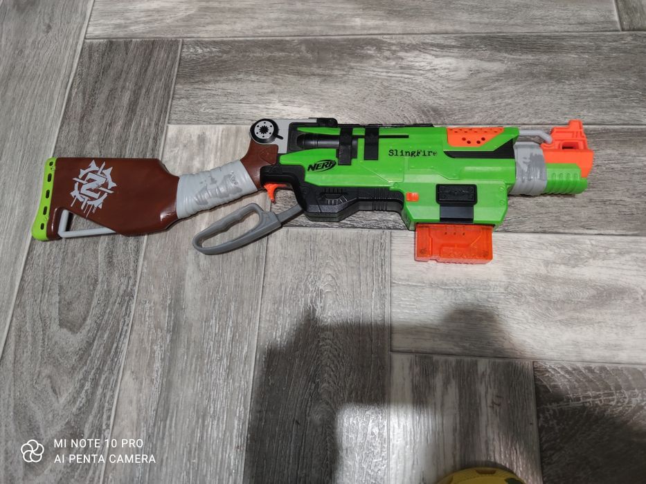 Коллекция игрушечных бластеров  NERF (100% оригинал)