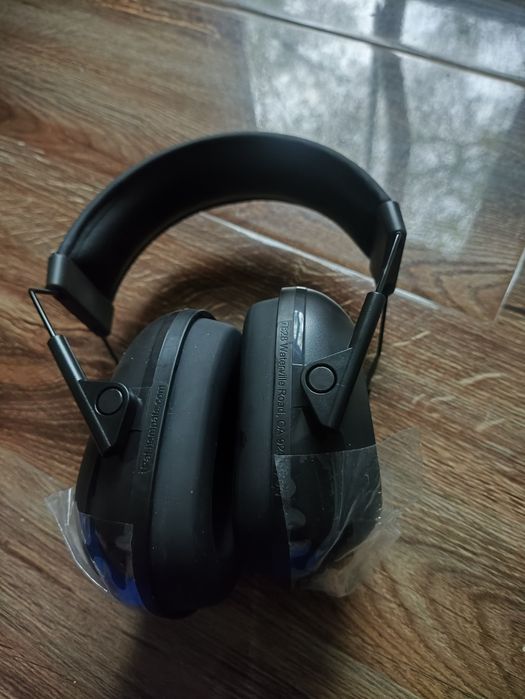 Защитные наушники