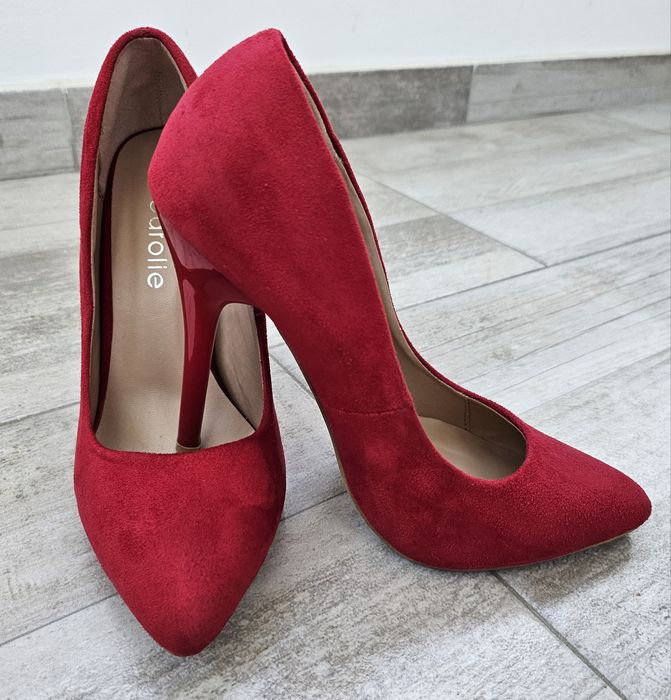 Pantofi eleganți