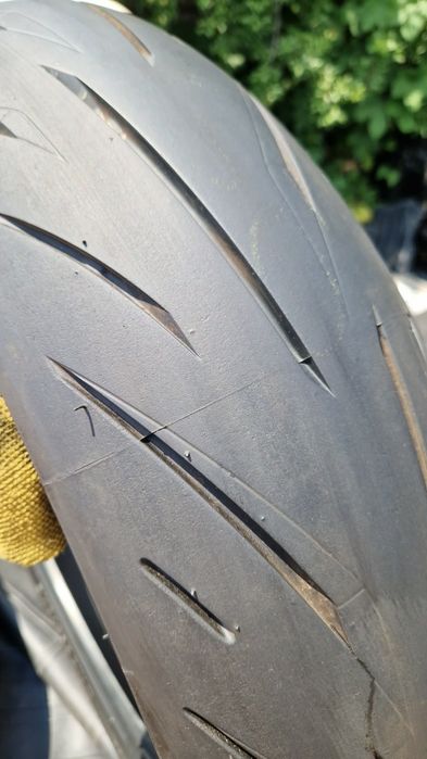 Anvelopa moto 180 55 17" guma briegestone  cauciuc