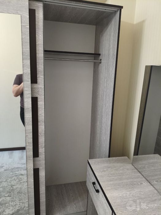 Продам спальный гарнитур
