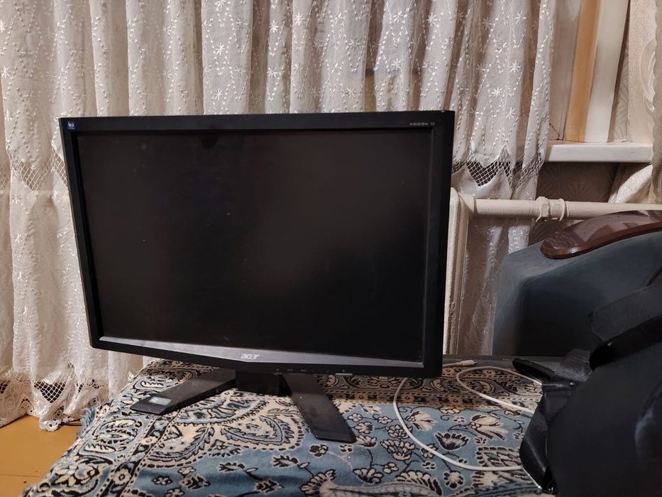 Продам монитор 22 дюймов