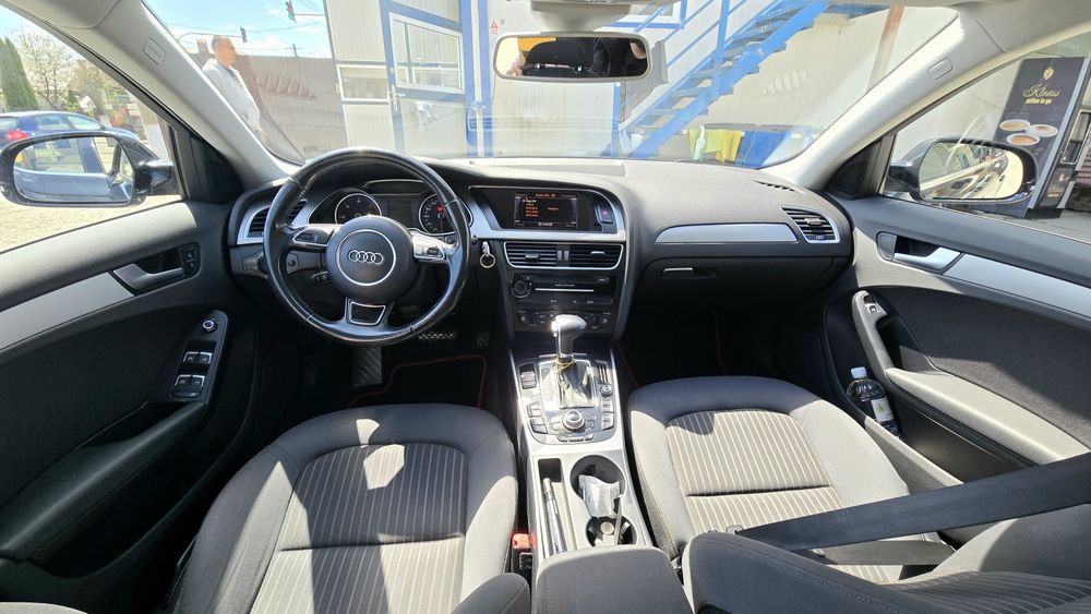 Audi a4 B8.5 automat/DISTRONIC/LANE/CAMERA