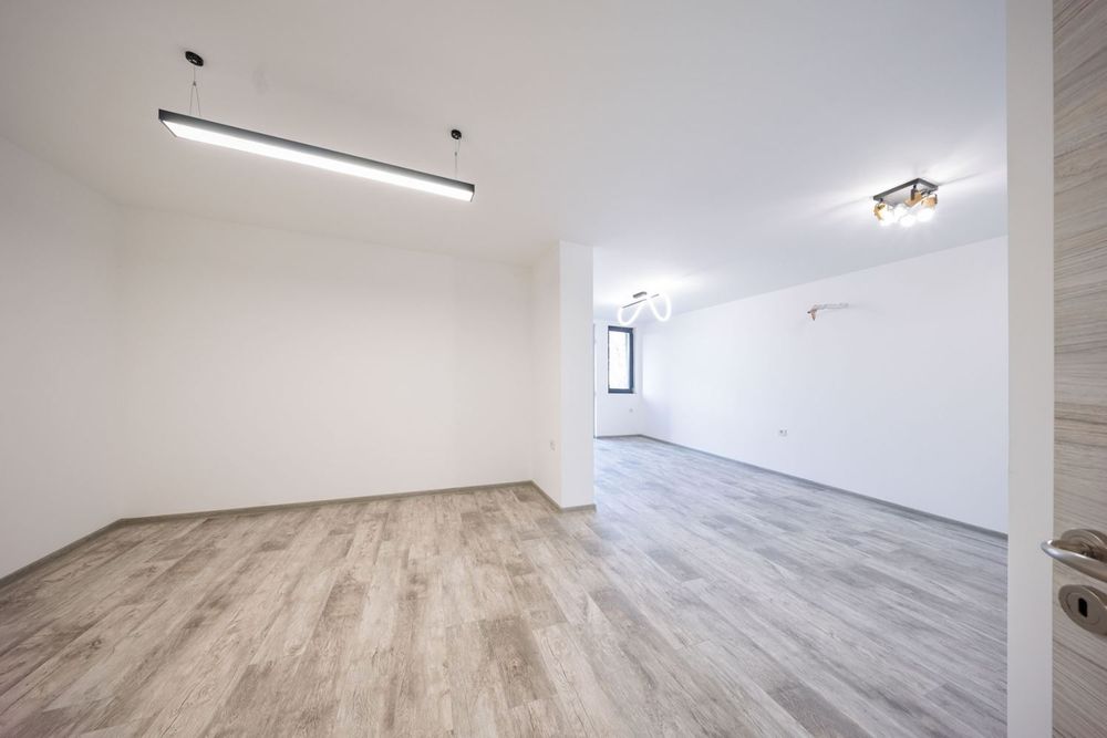 3-стаен в Плевен-Идеален център площ 104 цена 195000