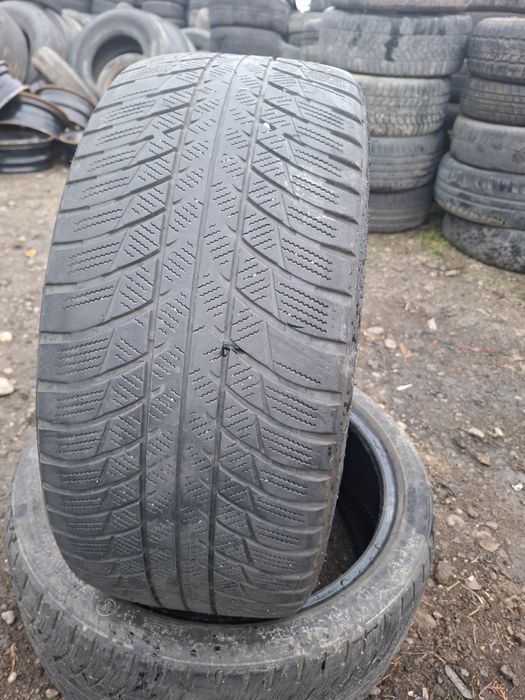 Vand 2 anvelope 225 40 18 brigestone de iarna  dot 2019