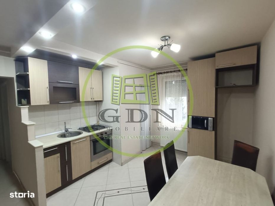 Apartament cu 3 camere, etaj 2, de vanzare in mun. Reghin, bld. Unirii