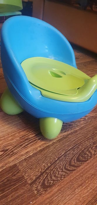 Продам детский горшок
