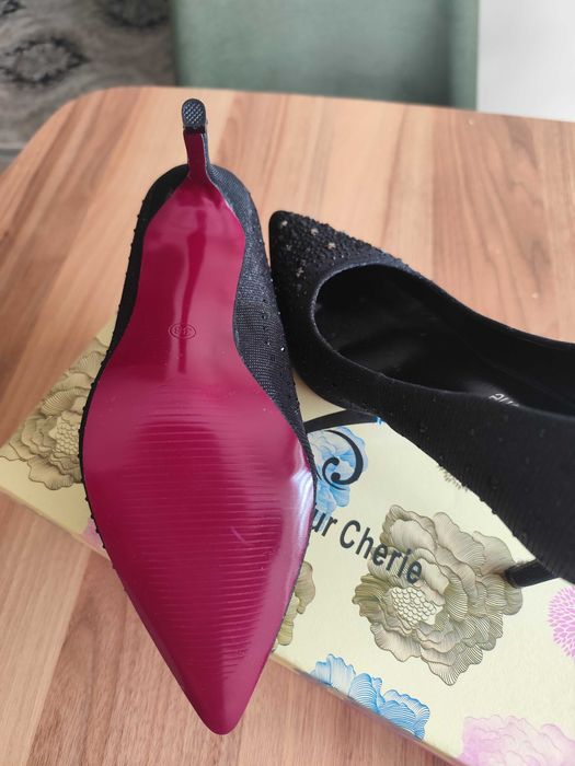 Дамски официалнк обувки