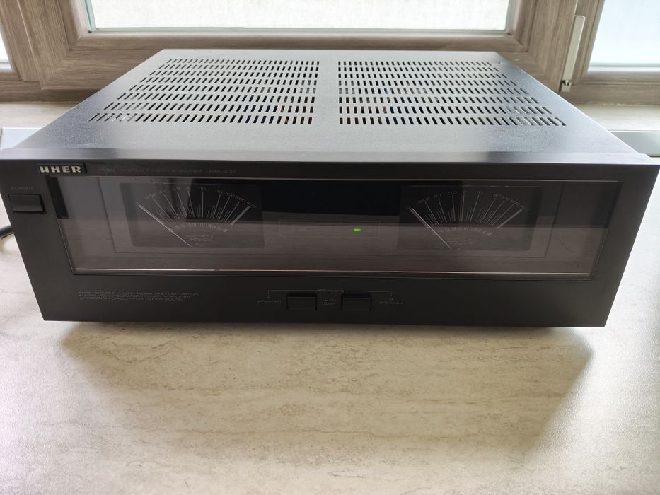 Uher UMA 400, amplificator final stereo 2x200W in 8 ohmi