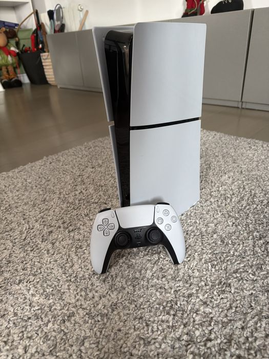 PS5 Slim-825gb(Utilizat de putine ori)