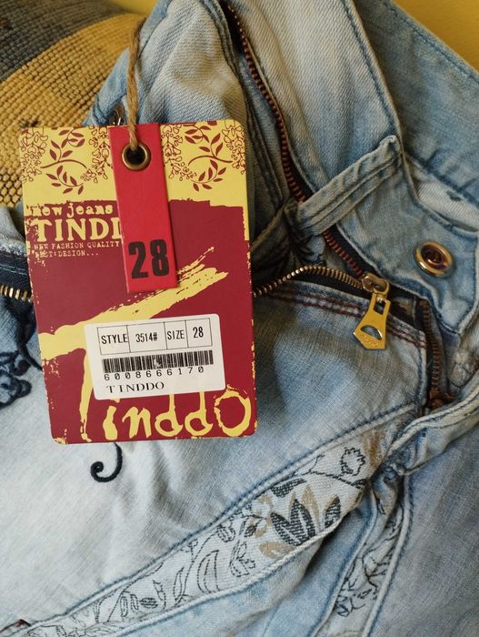 Дамски дънки НОВИ