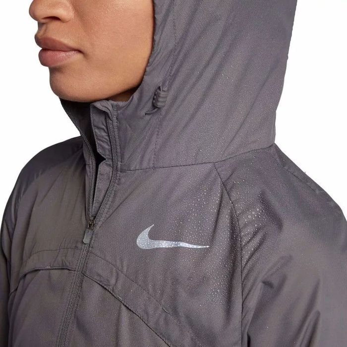 Дамско горнище / яке : Nike Shield Hooded Running Jacket XS