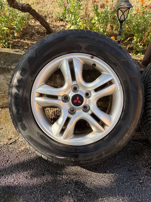 Джанти за Mitsubishi 16” 6.5J ET46 5x114.3 + гуми 215/65 R16 – комплект 4 бр.