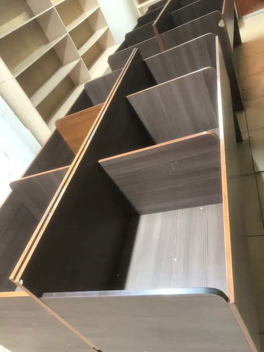 Распродажа  мебели  для магазина