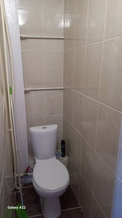 Продам квартиру  3 комнатная