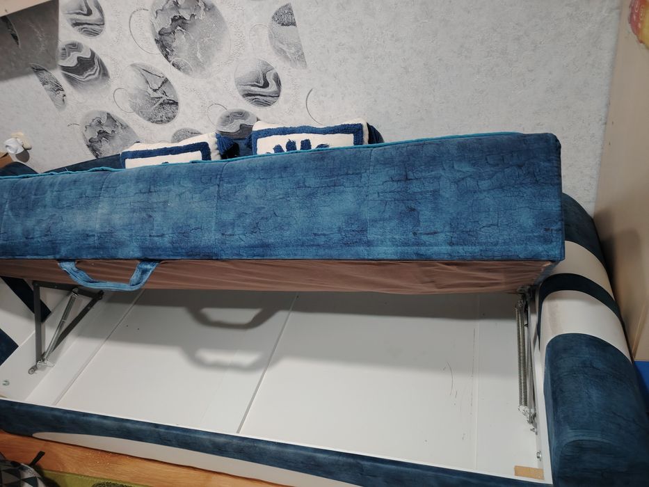 Продам диваны детские