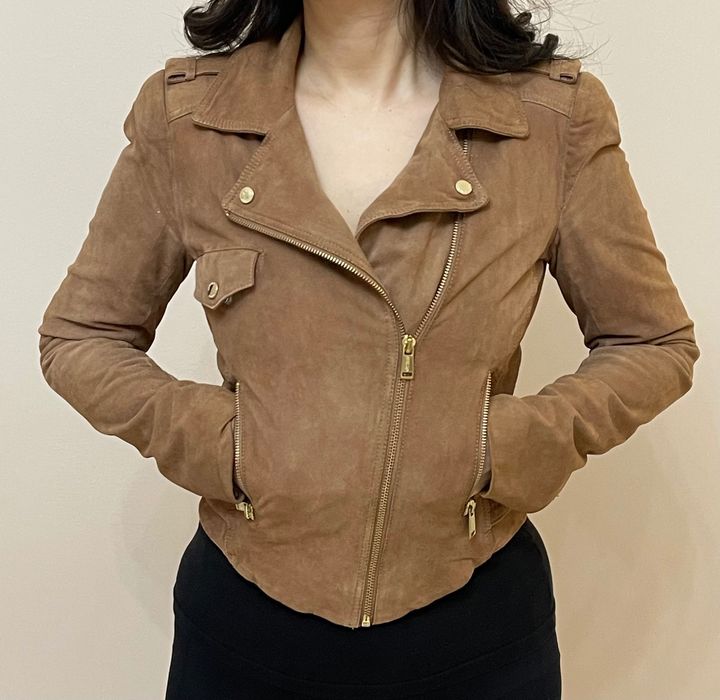 Куртка бренда Guess