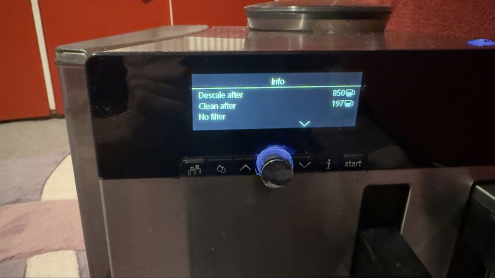 Кафемашина Siemens EQ8 series 900