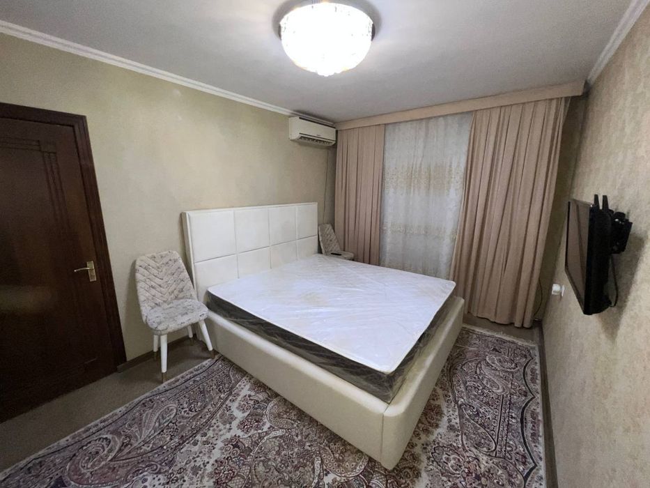 Продаётся 1 комнатная квартира. Буюк Ипак Йули.