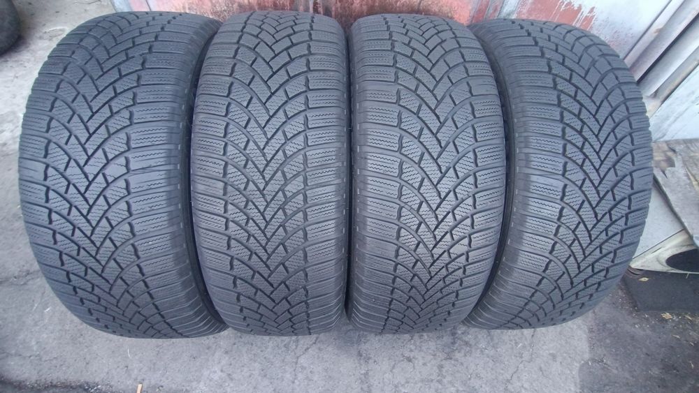 235/55/20 Bridgestone
