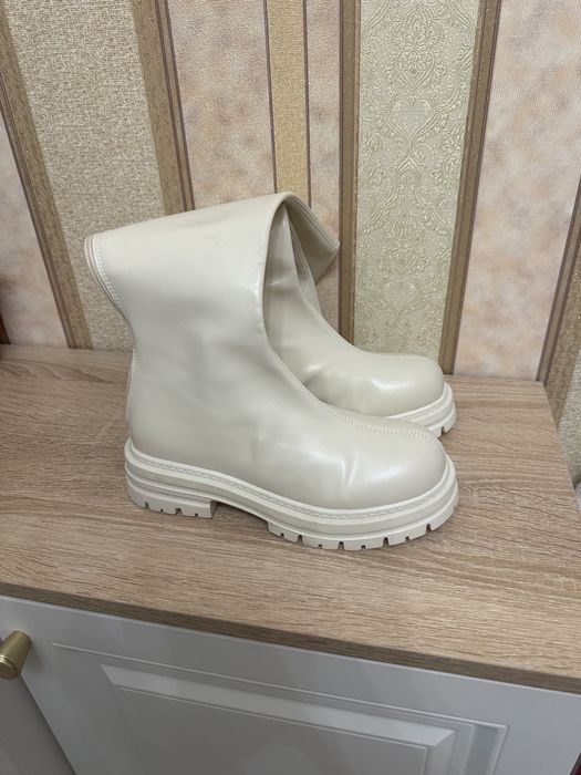 Новые осенние сапоги