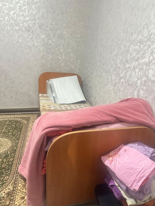 Продается кровать 2 штуки одинаковые