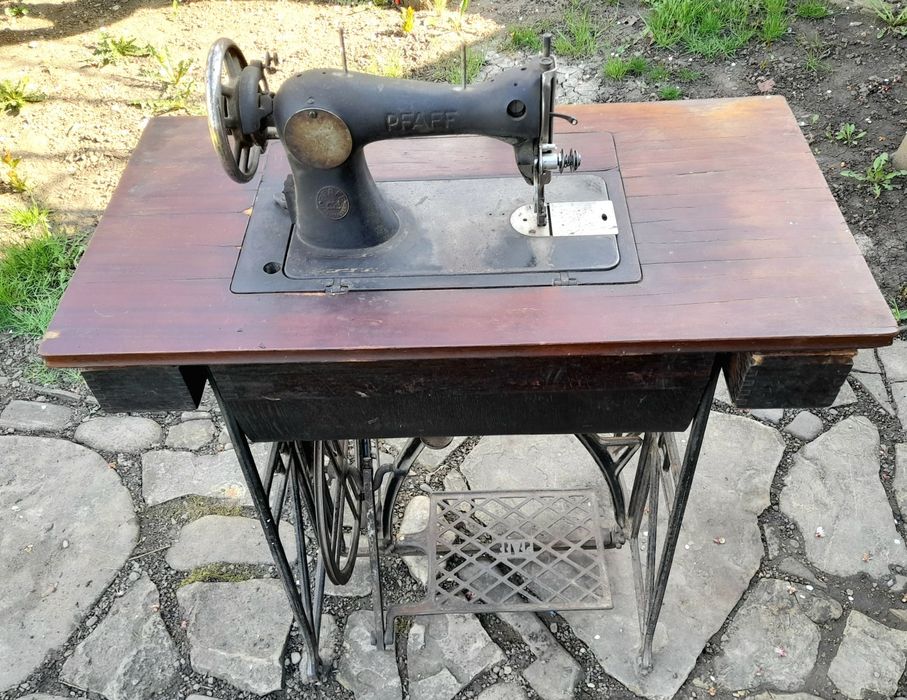 Mașină de Cusut  PFAFF 31